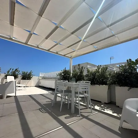 La Terrazza Di Marta- Enjoy Apulia Полиньяно-а-Маре