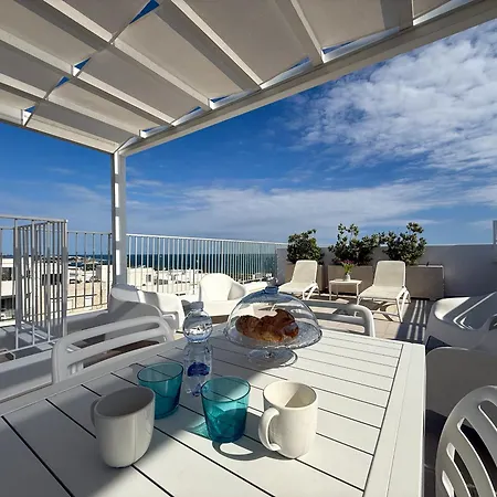 Lägenhet La Terrazza Di Marta- Enjoy Apulia Polignano a Mare
